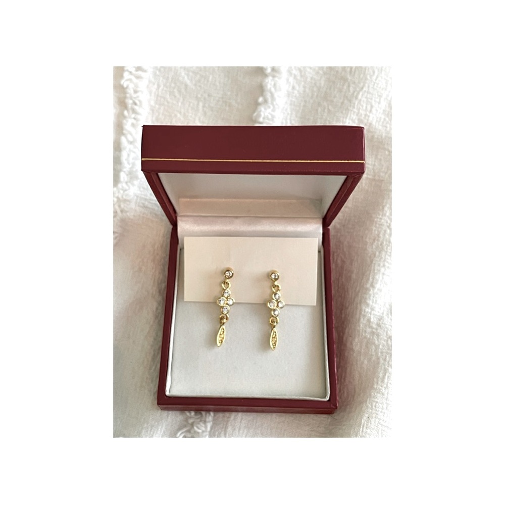 Gold Colored Earrings With Crystals ✨